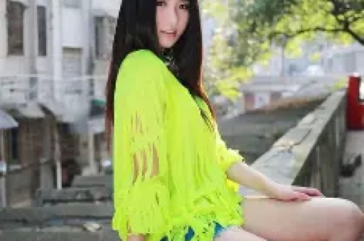 网红黄一鸣账号被封：从自曝未婚生女到遛狗冲突网红生涯大翻车